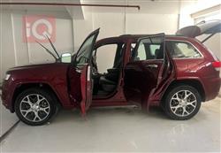 جيب جراند شيروكي